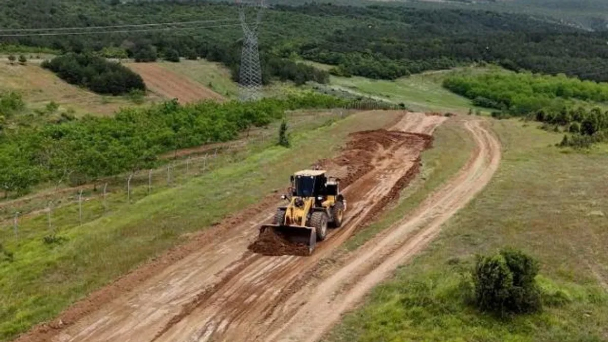 Gebze’de yol çalışmaları sürüyor