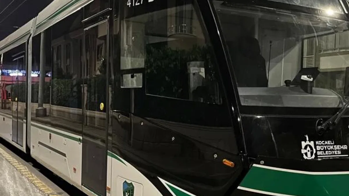 Kocaeli’de 9. tramvay raylara indirildi