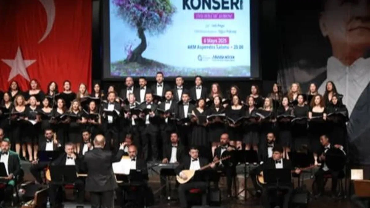 Antalya Büyükşehir THM korosundan bahar konseri