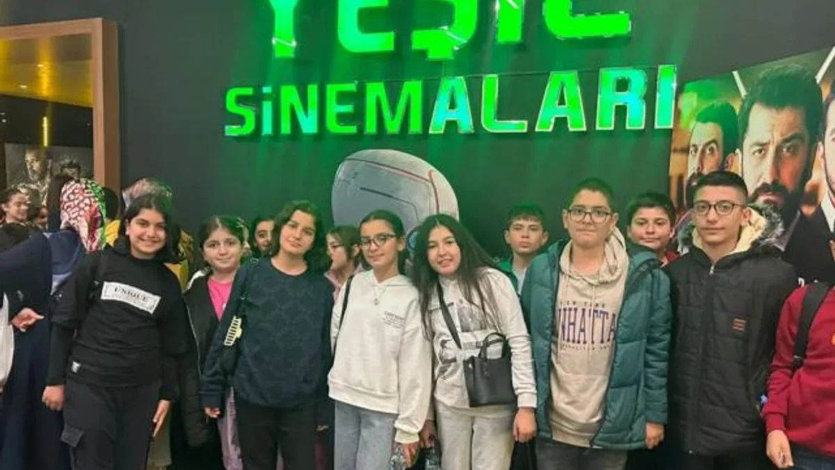 Malatya’da başarılı öğrencilere sinema ödülü
