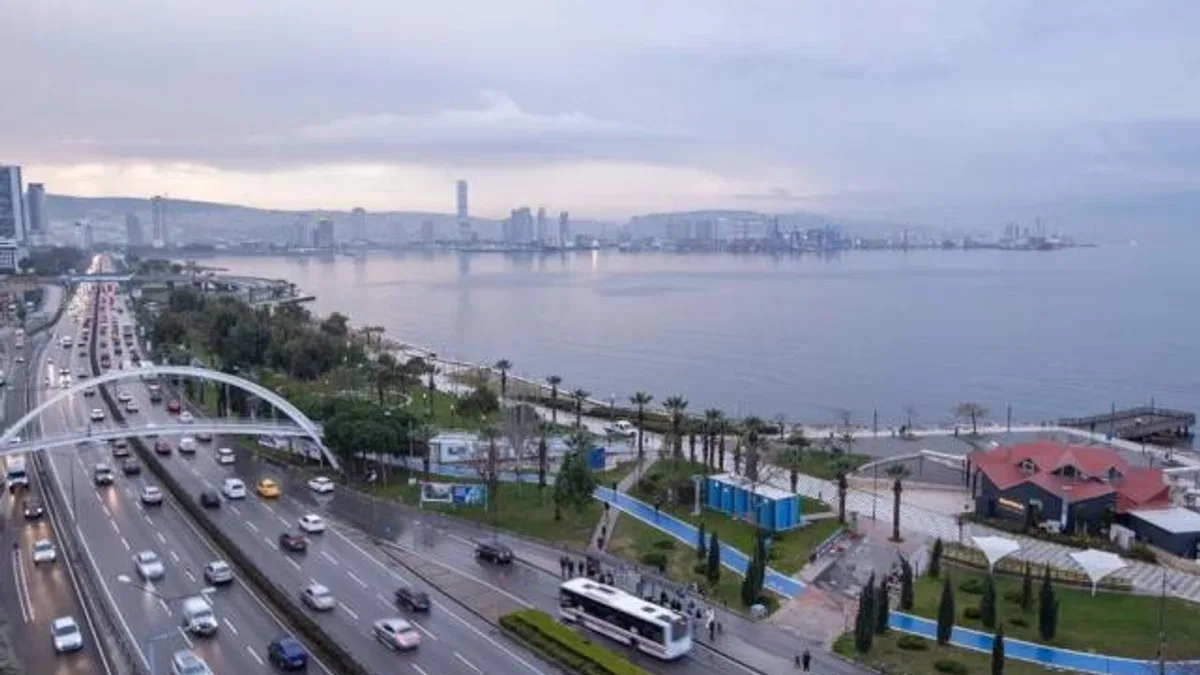 İzmir’e Tansaş modeli geliyor