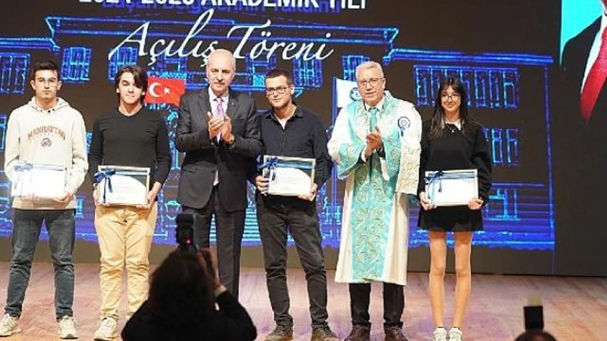 EÜ Akademik Yıl Açılışı TBMM Başkanı Prof. Dr. Numan Kurtulmuş’un Teşrifleriyle Gerçekleşti