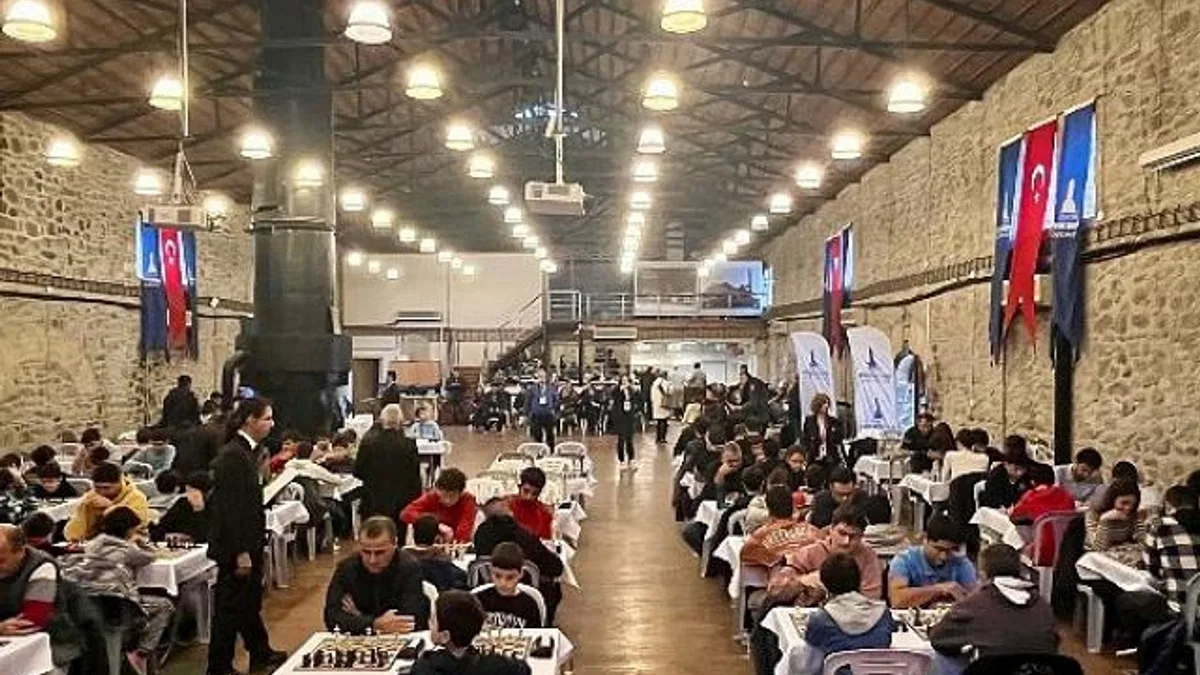 Büyükşehir’in geleneksel satranç turnuvası tamamlandı