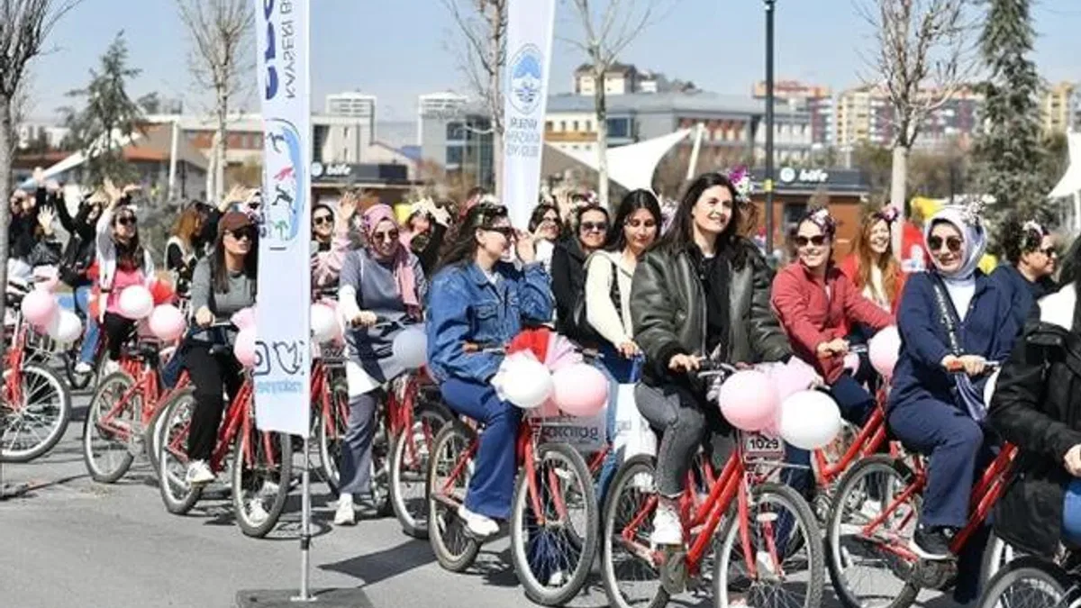 Kayserili kadınlara bisiklet turu