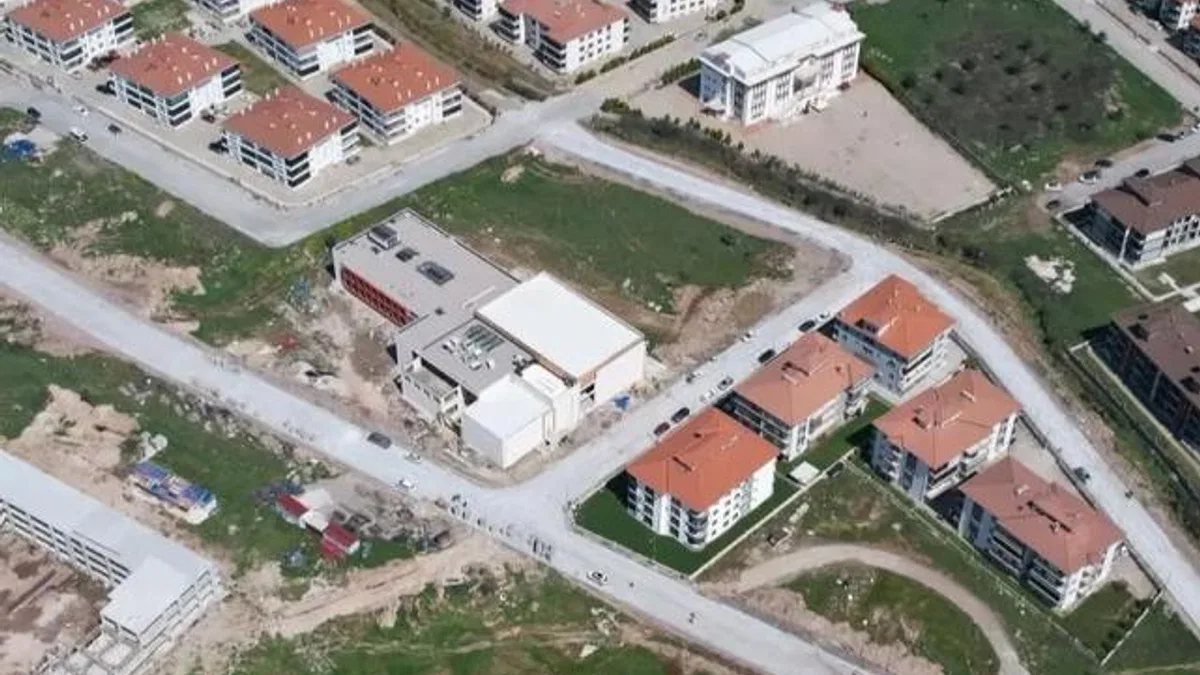 Balıkesir’de yol yapım çalışmaları hızlandırıldı