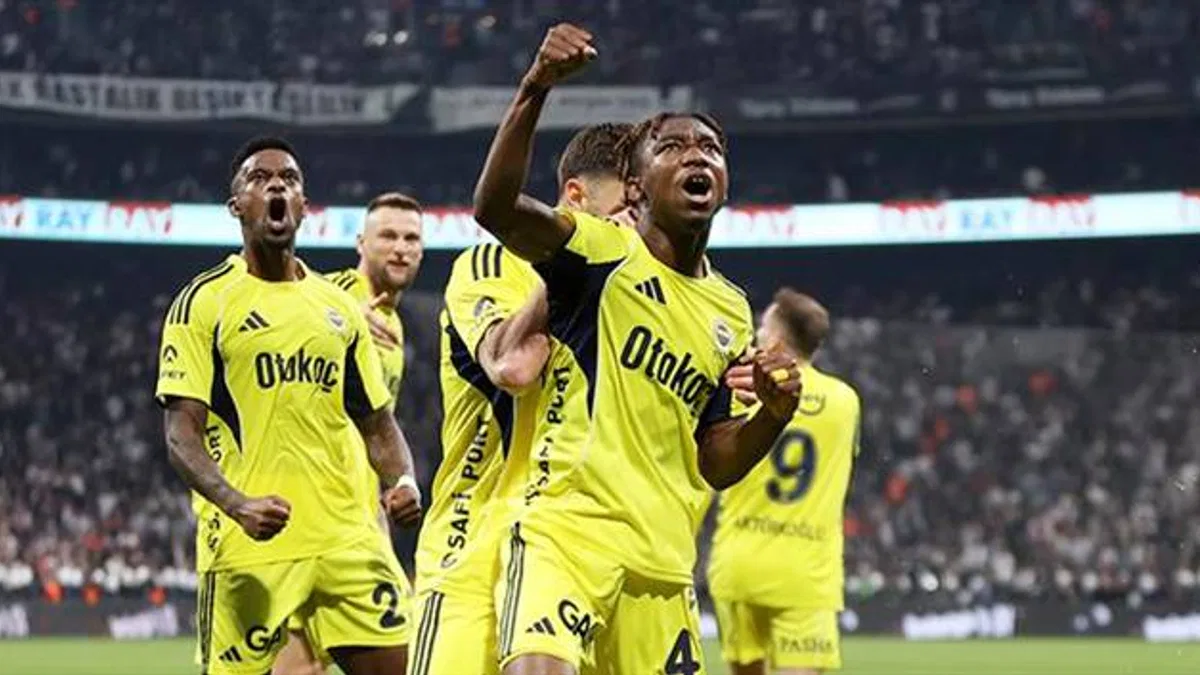 Beşiktaş 2-3 Fenerbahçe (Maç Sonucu) Derbinin kazananı Fener!