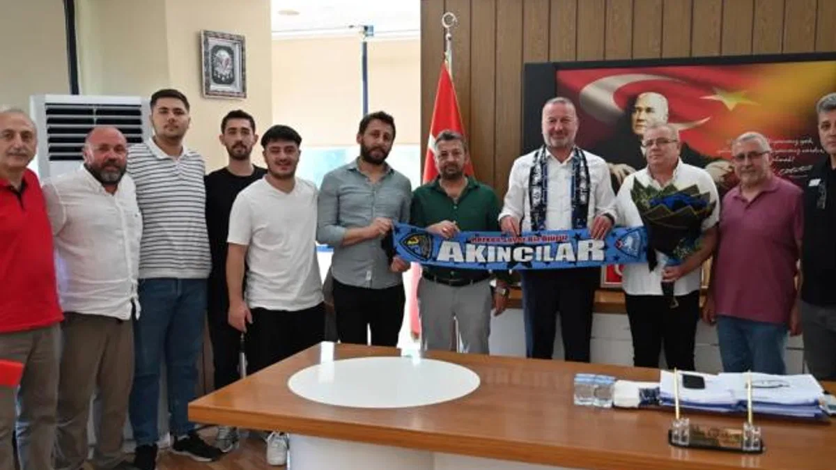 Bursa Karacabey’de Akıncılar Taraftar Grubu’ndan nezaket
