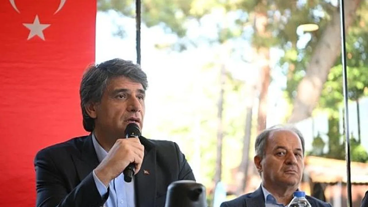 Öztürk ve Kocaman Muhtarlarla Bir Araya Geldiler