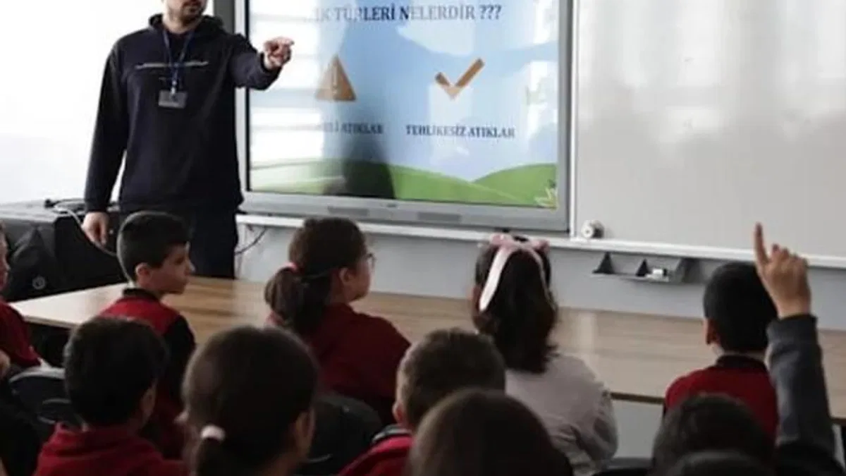 Kütahya Belediyesi’nden öğrencilere ‘sıfır atık’ bilinci