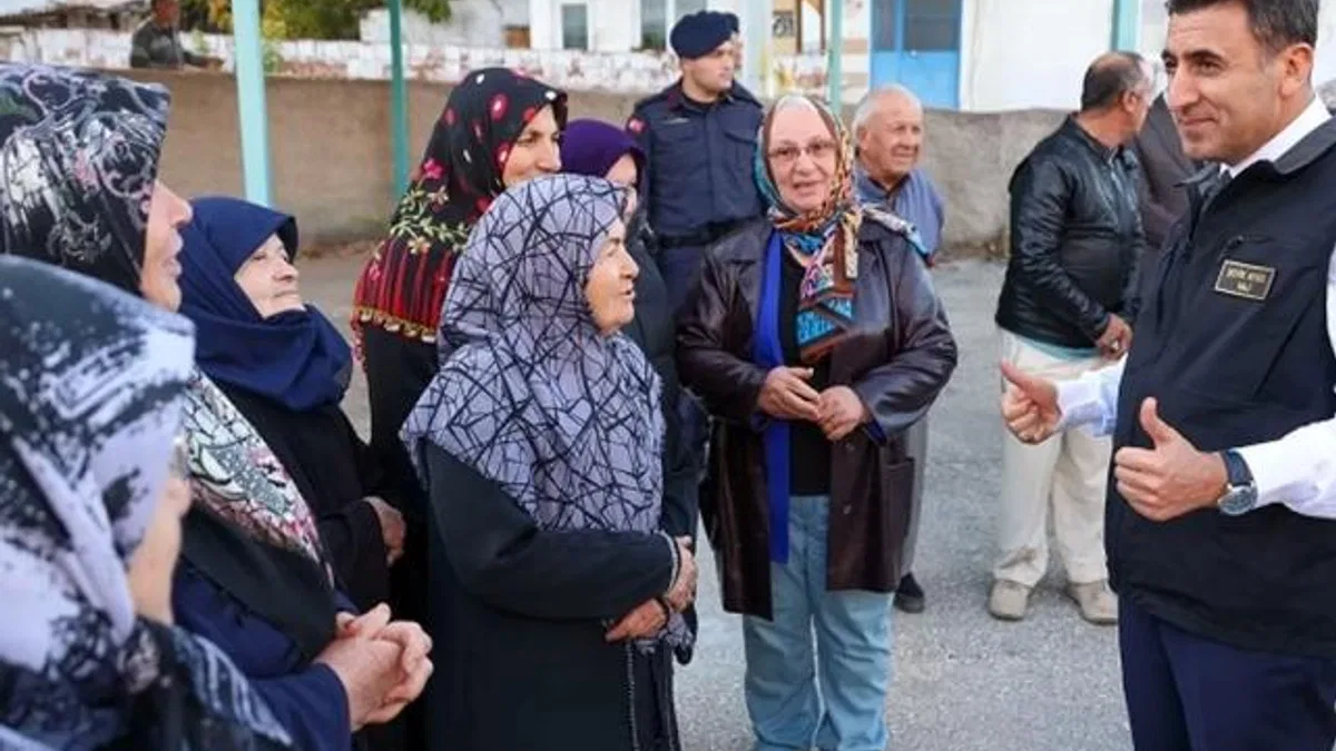 Bilecik Valisi’nden köy mesaisi