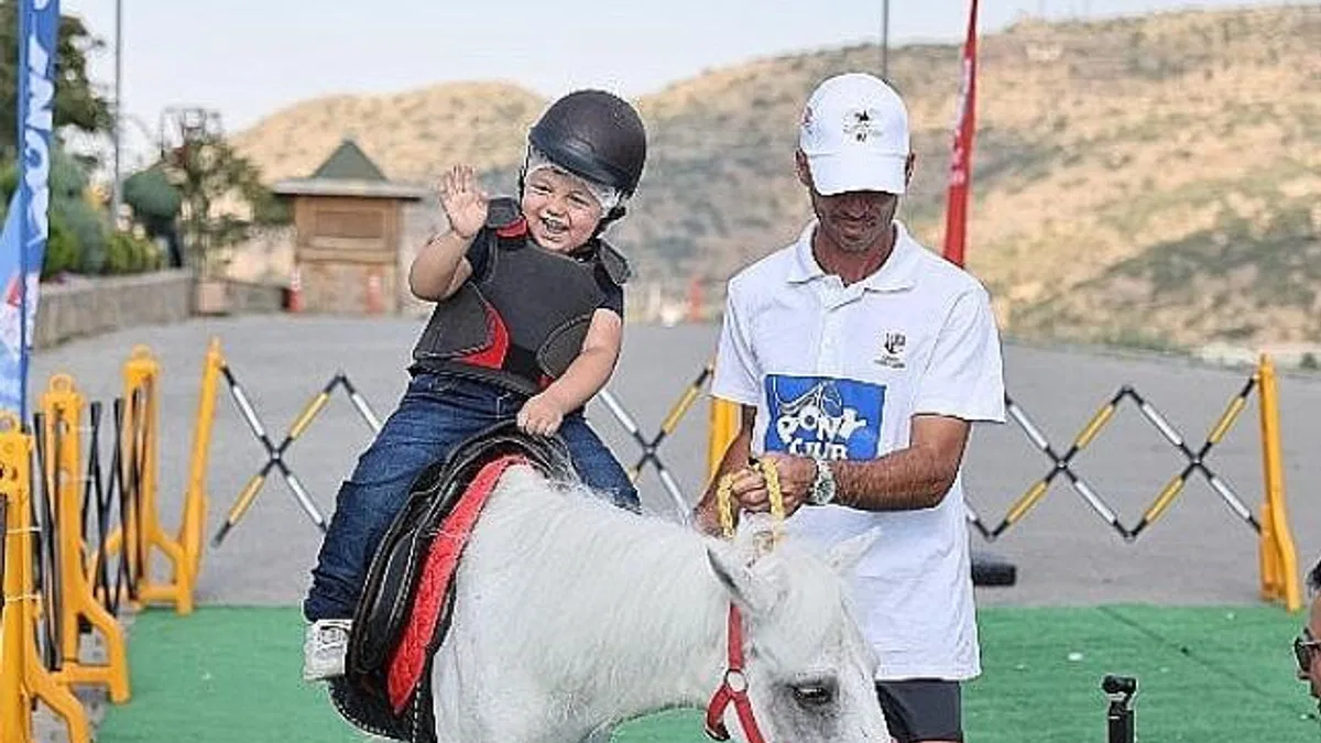 Geyve Belediyesi’nden Çocuk Şenliği