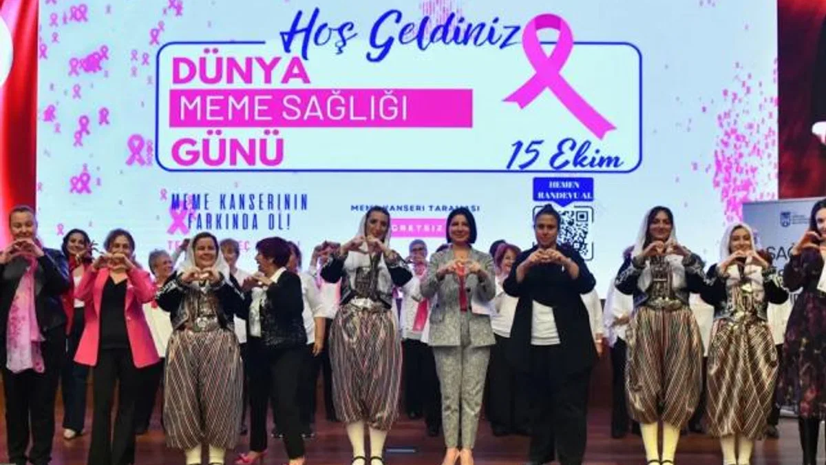 Başkentte pembe ışıklar meme sağlığı için yandı