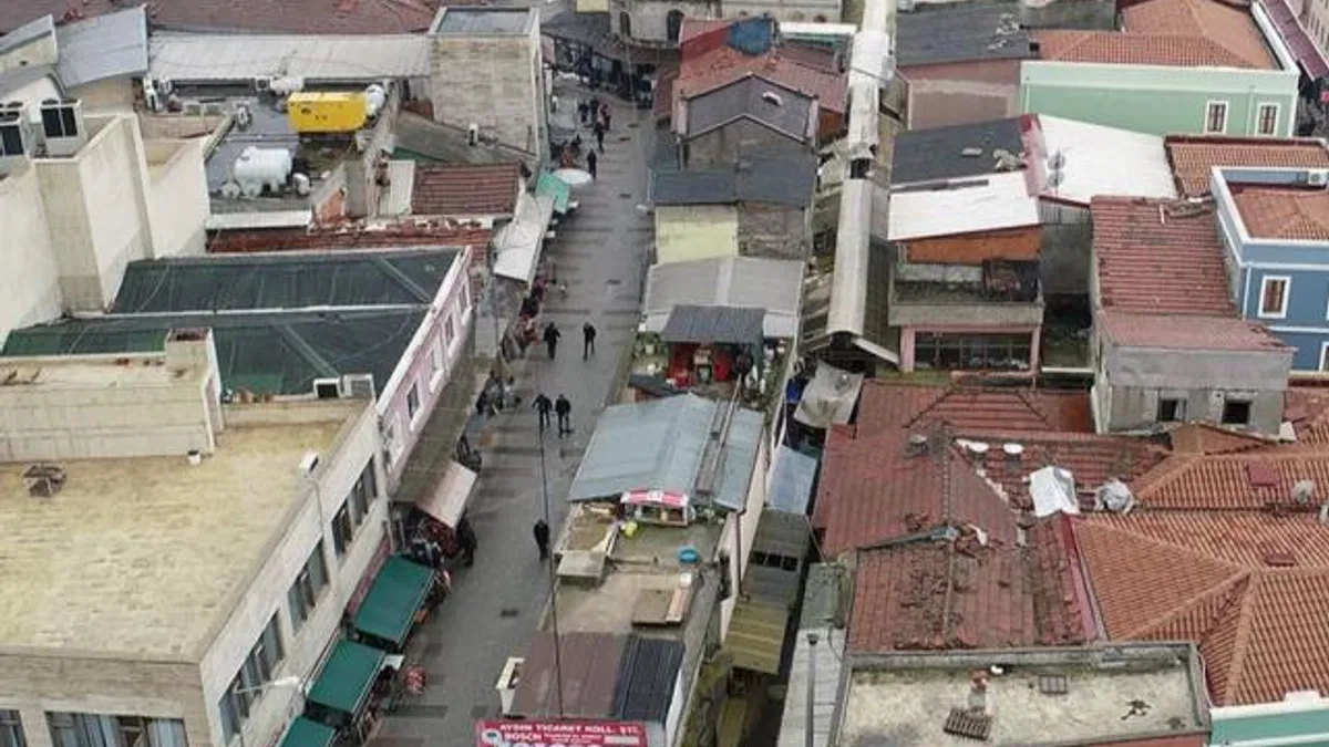 Başkan Alemdar, Tarihi Uzunçarşı için müjdeli haberi paylaştı!