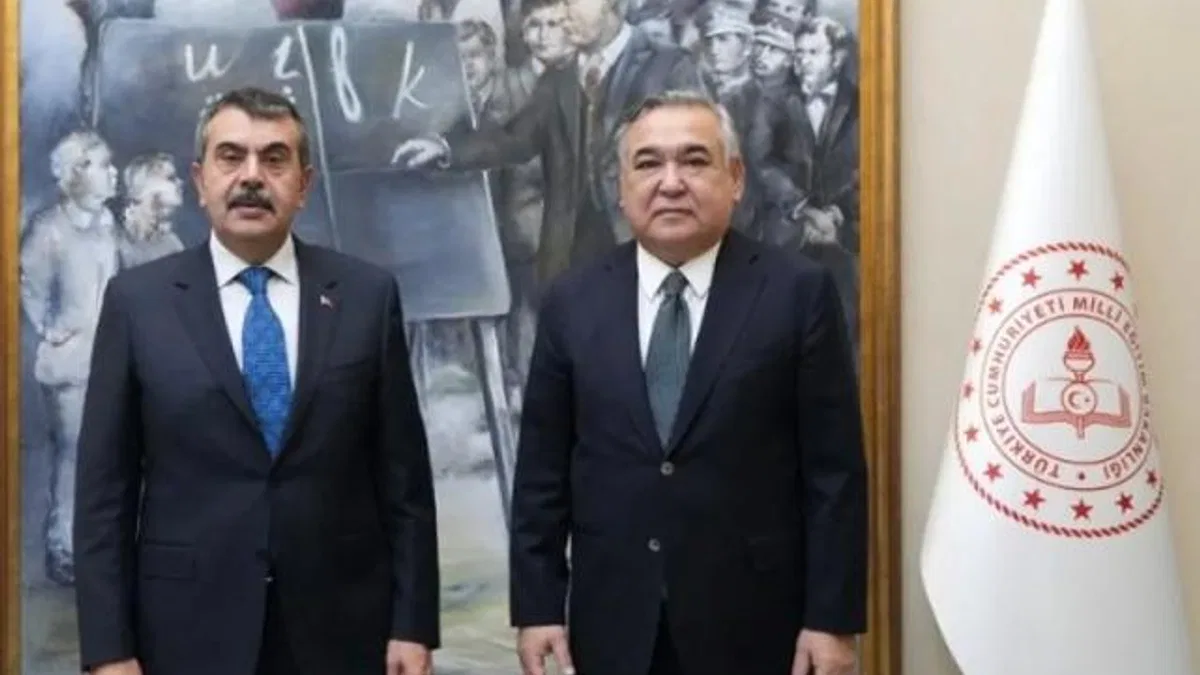 Bakan Tekin iki ülkenin Büyükelçilerini kabul etti