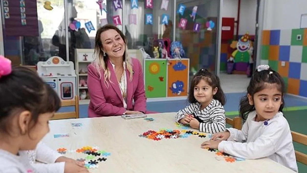 Başkan Mutlu, Oyun Evi’nin minikleriyle bir araya geldi “Okul öncesi eğitim her çocuğun hakkı”