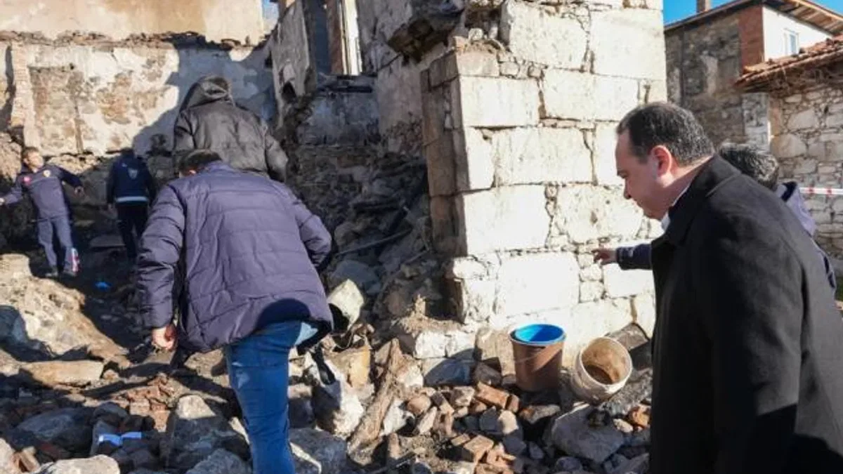 Manisa’da Başkan Dutlulu yangın bölgesinde