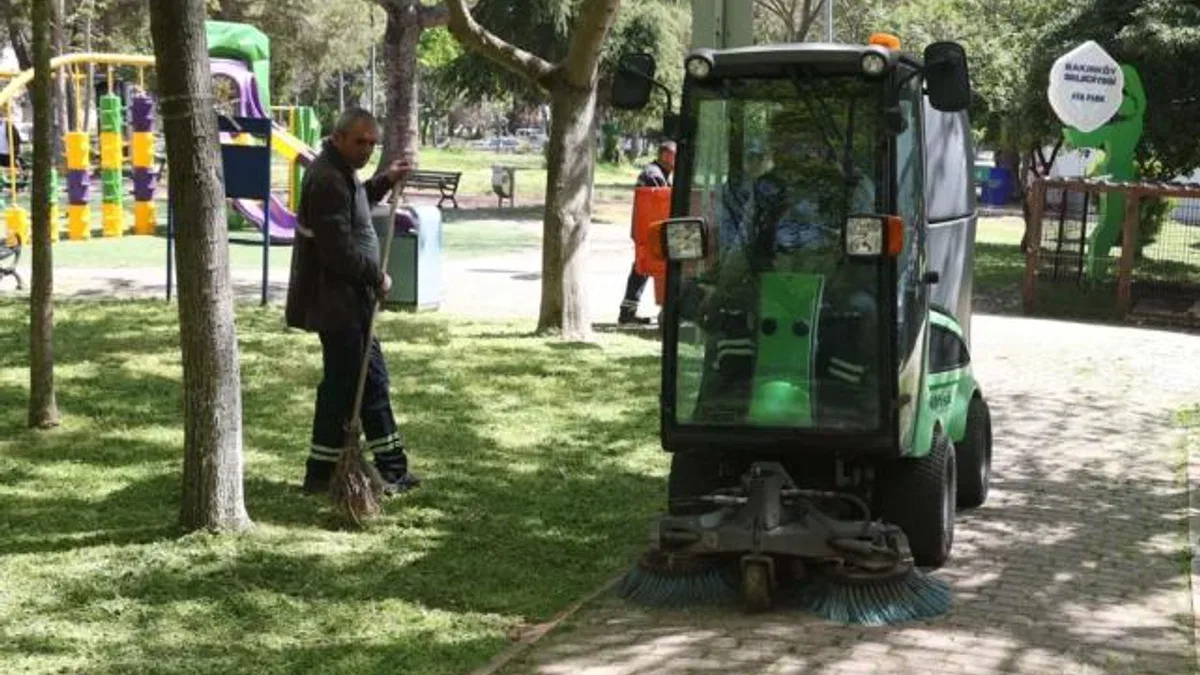 İstanbul’da Bakırköy’ün parkları yaza hazır