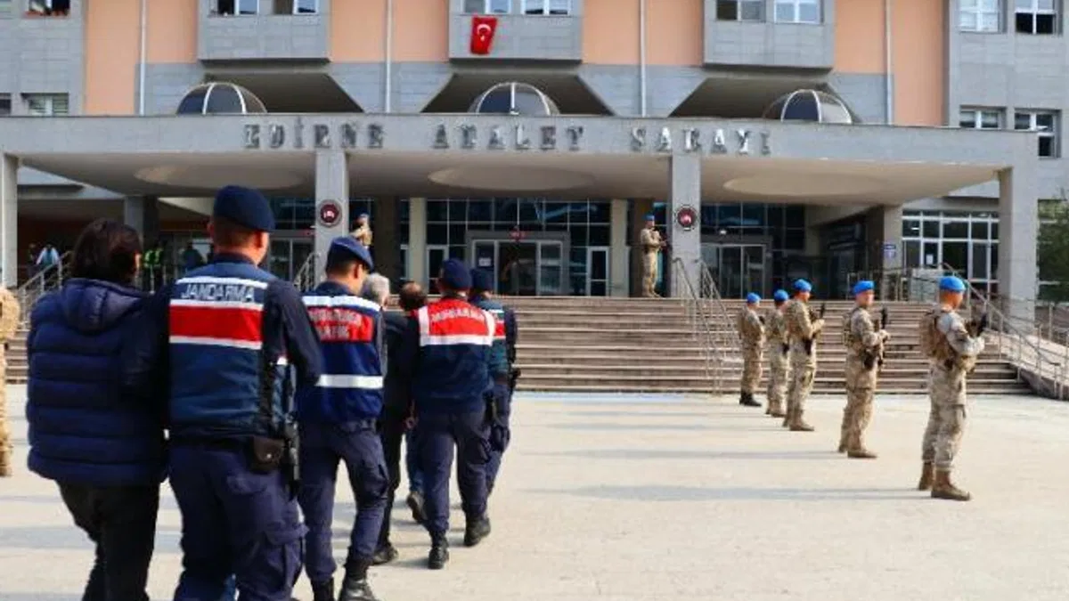 Jandarma 1 haftada 137 aranan şahsı yakaladı!