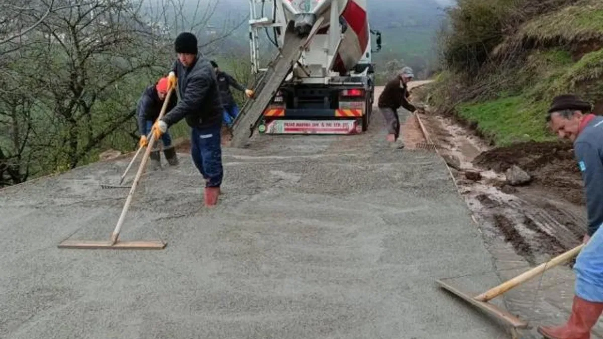 Ordu Aybastı’ya beton yol çalışması