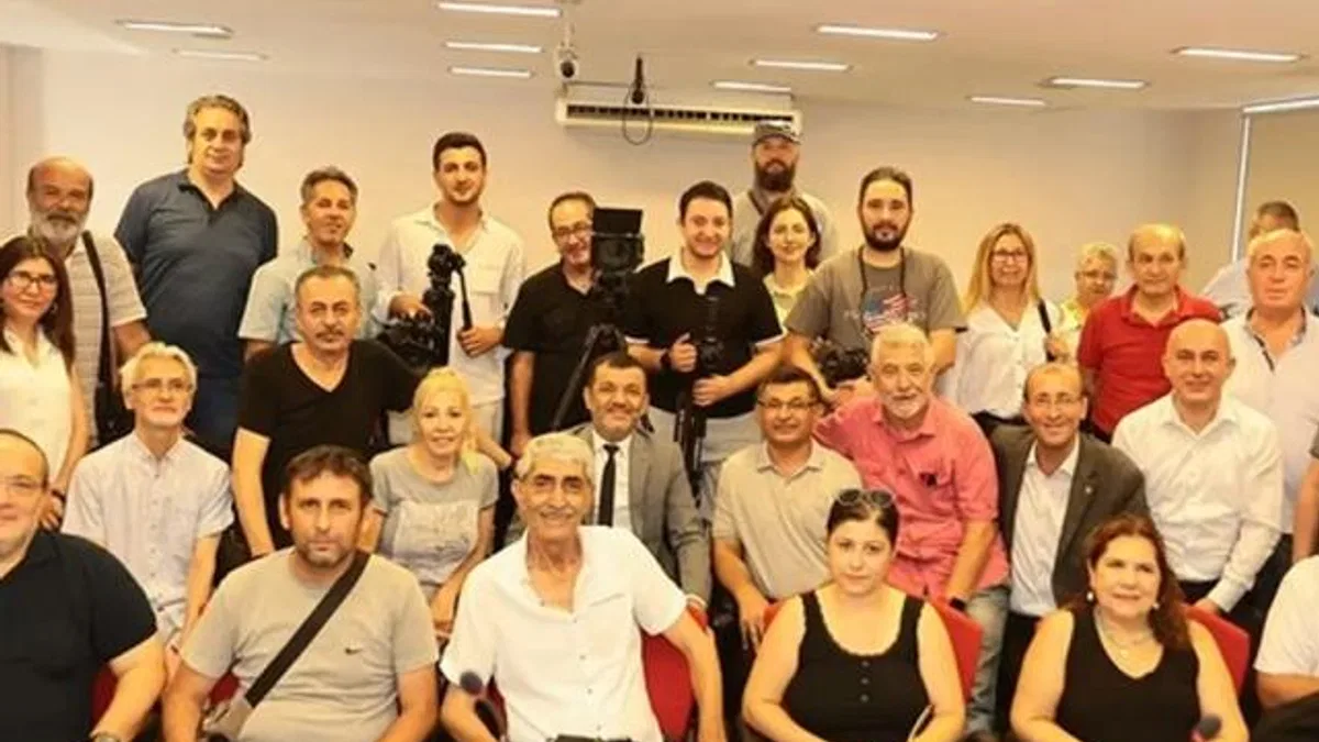 Başkan Çavuşoğlu Denizli’de basın çalışanlarının bayramını kutladı