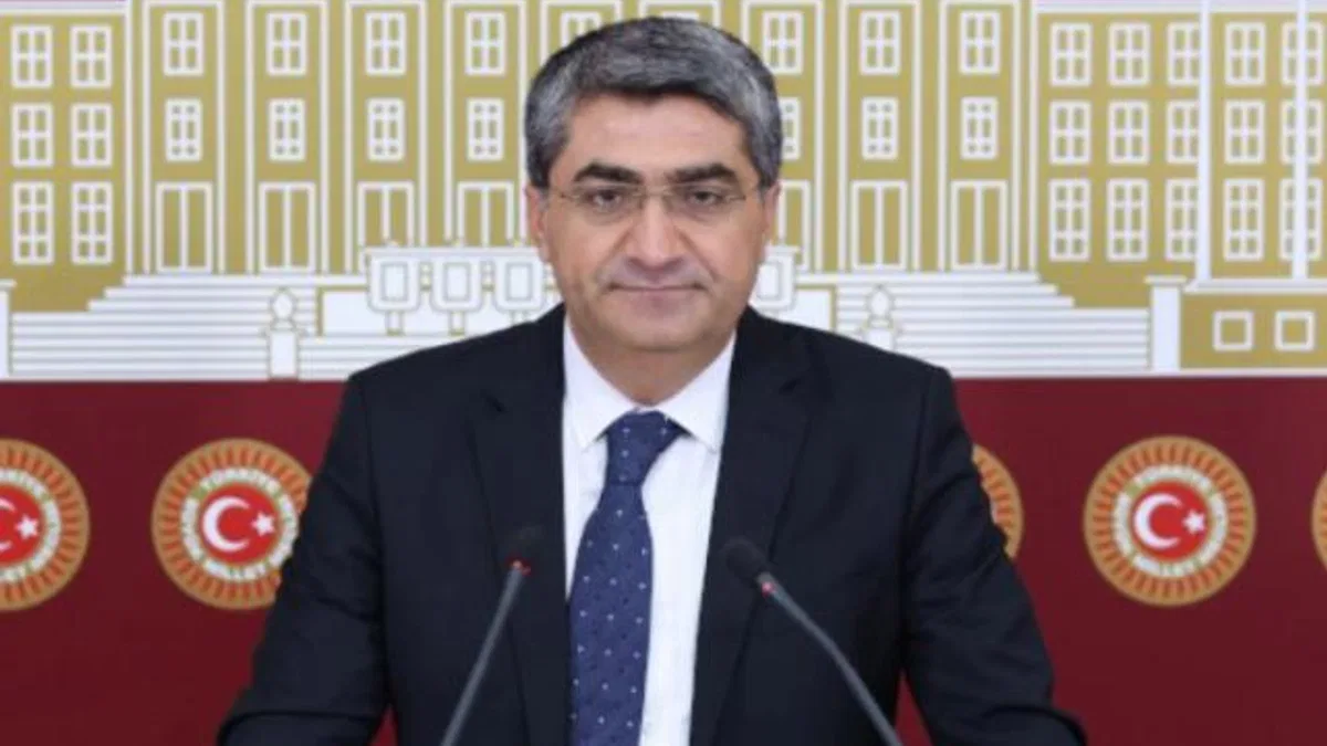 DEVA’lı vekil Ekmen Mersin’in sorunlarını anlattı