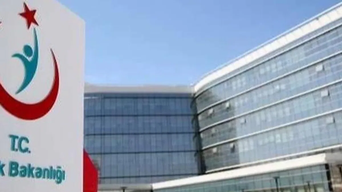 Sağlık Bakanlığı duyurdu… Seyahat gemisindeki 3 Türk vatandaşı karantinada