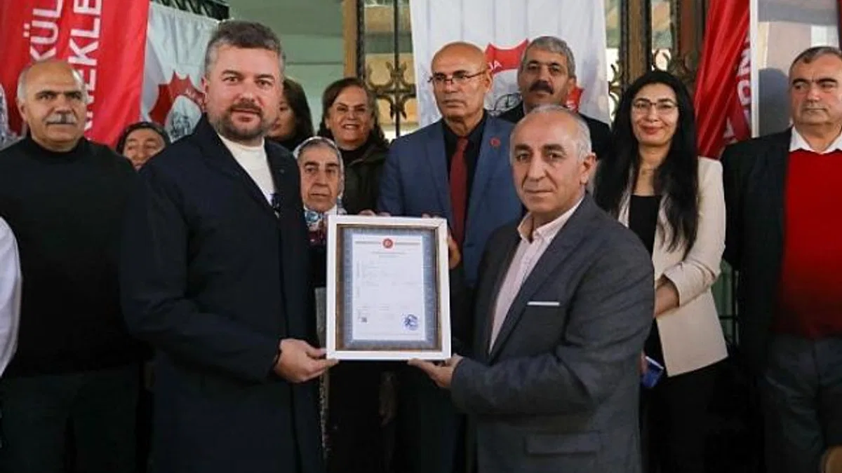 Buca Cemevi’nin 31 yıllık mülkiyet sorunu çözüldü