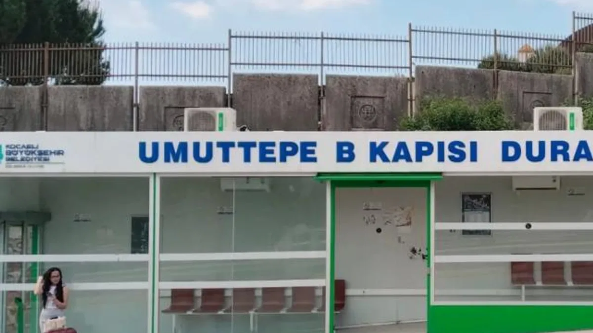 Kocaeli’de akıllı duraklara periyodik bakım