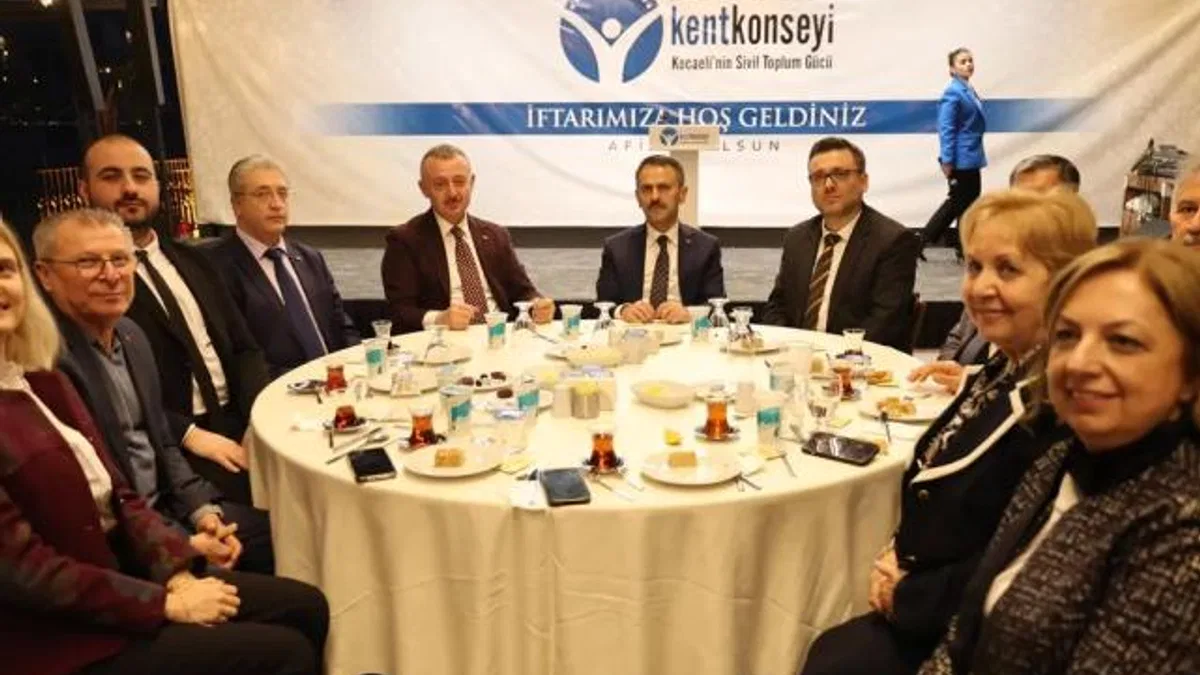 Kocaeli’nin ‘ortak aklı’ iftarda buluştu