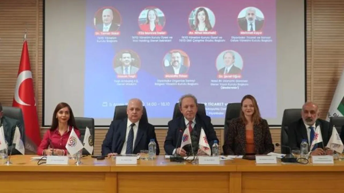 Anadolu Seminerleri Diyarbakır’da gerçekleşti
