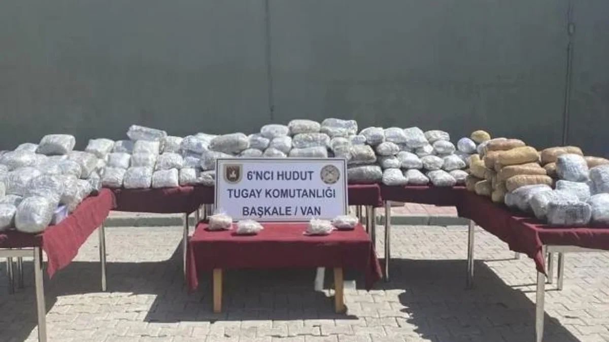 Van sınır hattında büyük operasyon! 165 kilogram uyuşturucu yakalandı