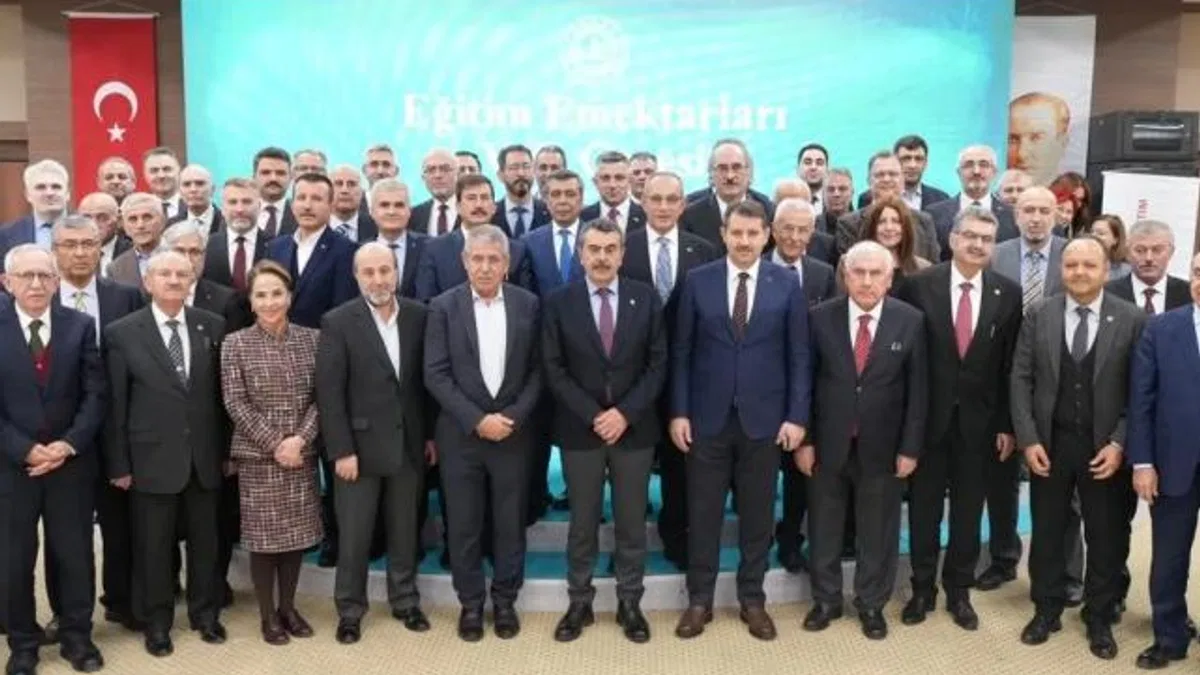 Eğitim emektarlarına MEB’den vefa buluşması