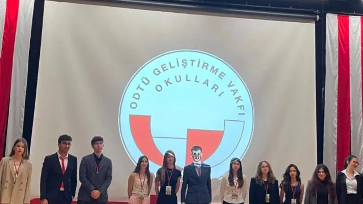 Anadolu mozaiği İzmir’de oluştu