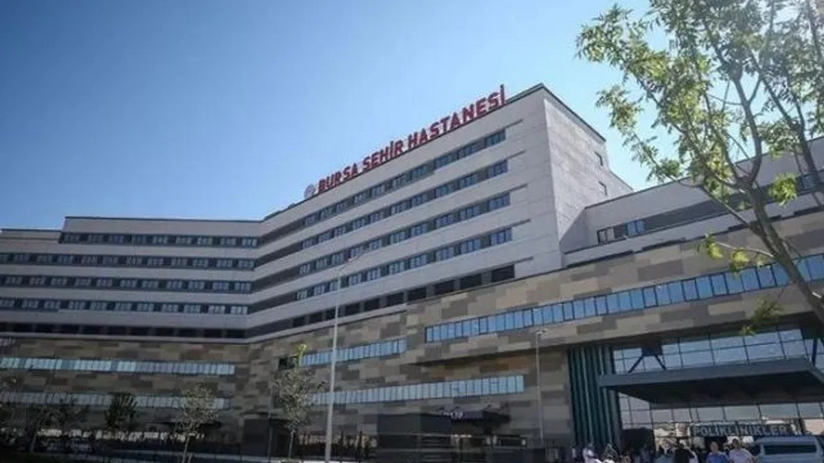 Bursa Şehir Hastanesi otobüsleri, vatandaşı mağdur ediyor