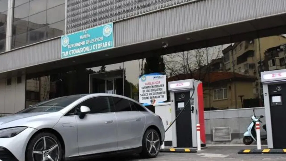 Manisa Büyükşehir’den elektrikli araç şarjına ilk istasyon