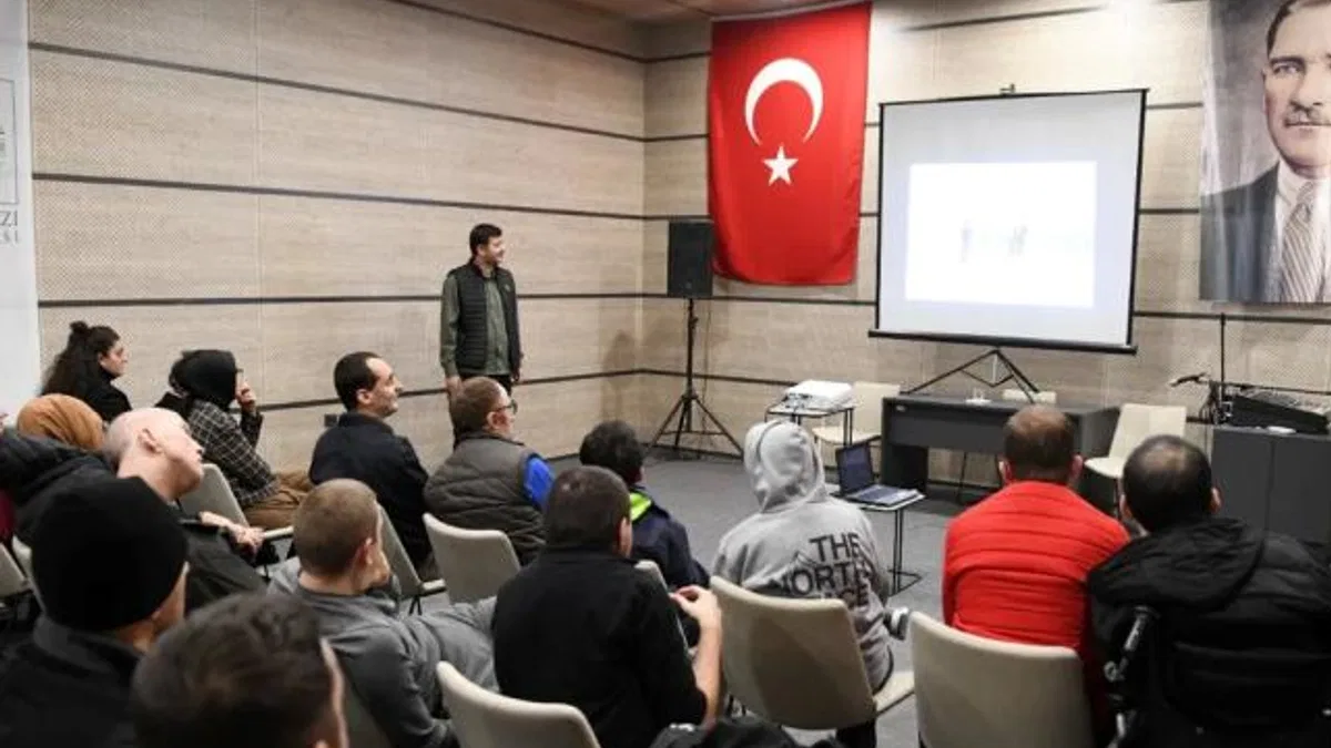 Bursa Osmangazi’de ‘engelsiz’ fotoğraf atölyesi
