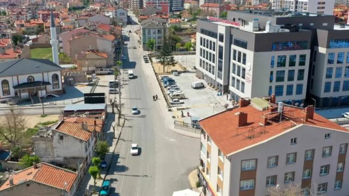 Konya Meram’da yol genişletme çalışmalarına devam