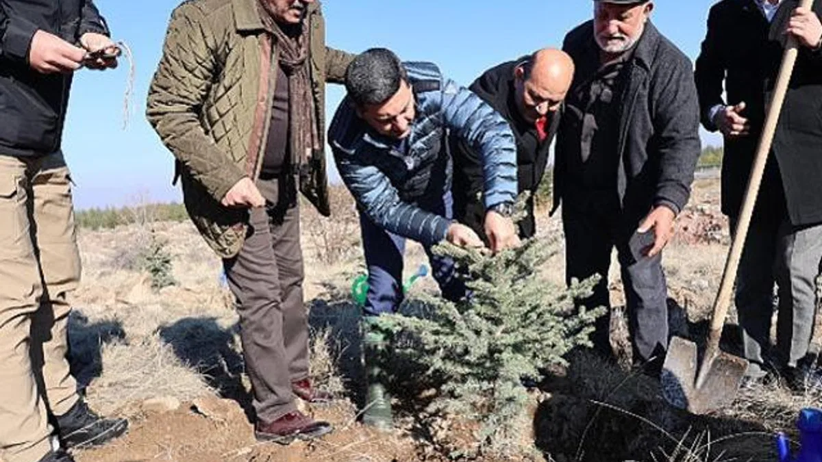 Nevşehir’de Yeni Doğan ve Ölen Kişiler İçin Fidan Dikildi