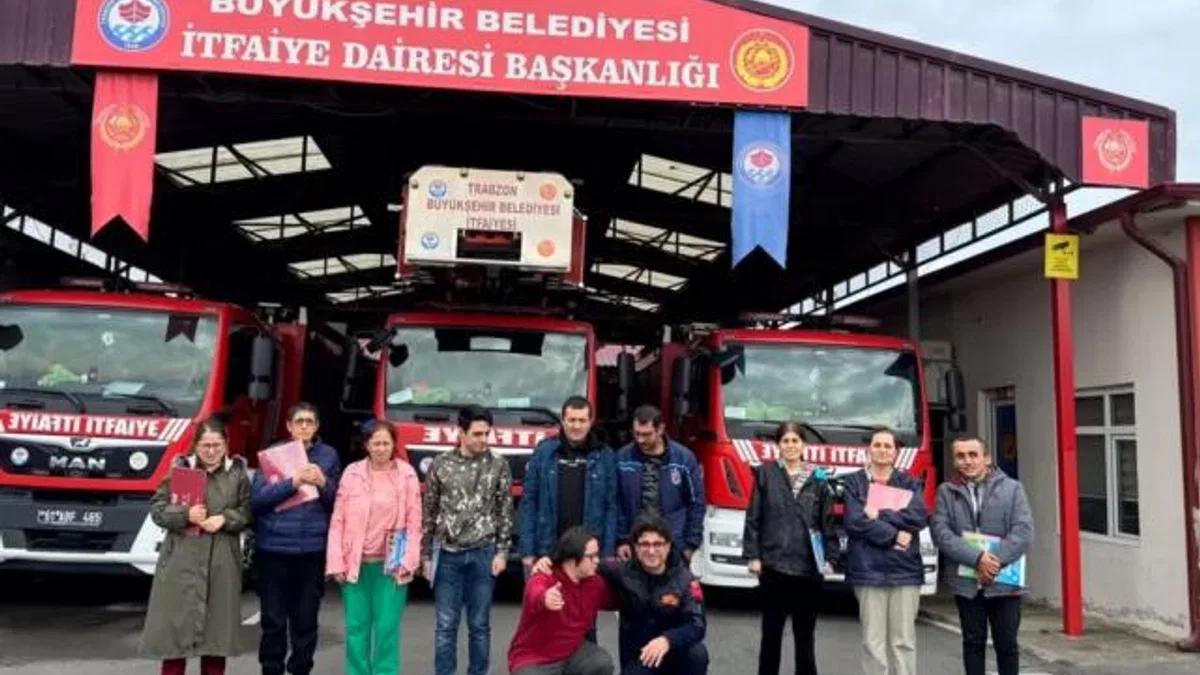 Trabzon Büyükşehir’den özel gereksinimli öğrencilere itfaiye eğitimi