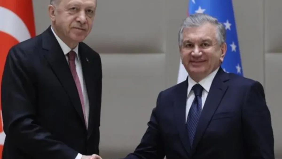 Cumhurbaşkanı Erdoğan Özbekistanlı mevkidaşıyla görüştü