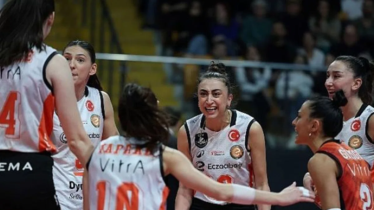 Eczacıbaşı Dynavit, ilk yarıyı galibiyetle tamamladı