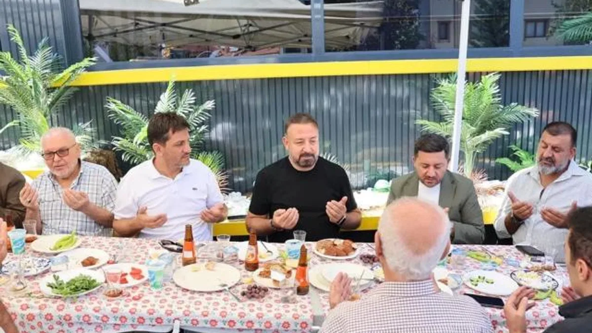 Rasim Arı’dan esnaf ziyaretleri