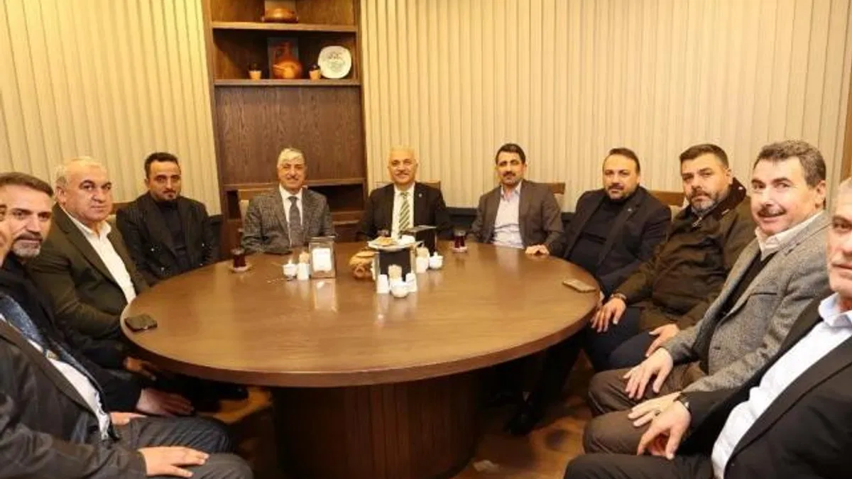 Kocaeli’de Dilovalı servisçiler iftarda buluştu