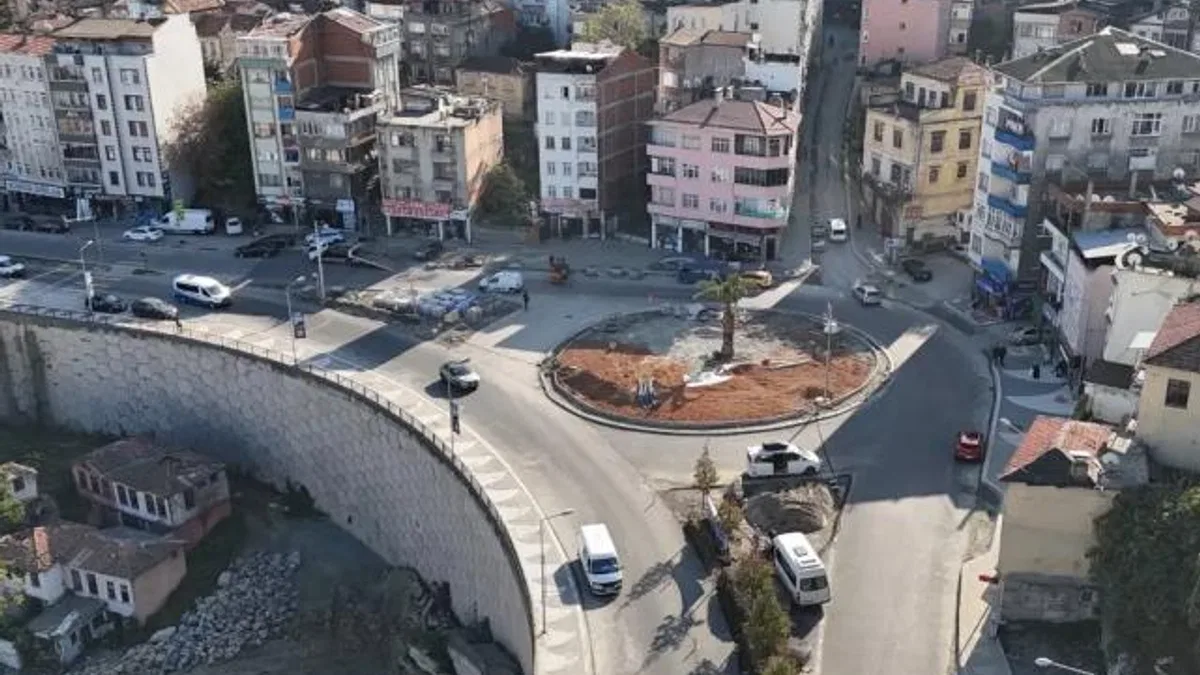 Trabzon Büyükşehir’den Esentepe’ye modern kavşak