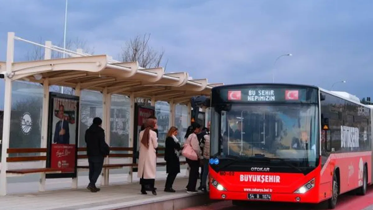 Sakarya’da Ramazan’a özel metrobüs ayarı
