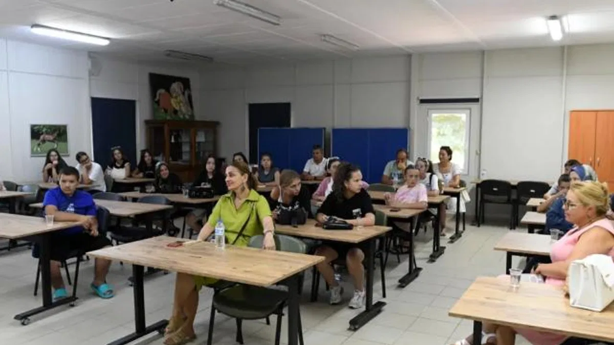 Bosnalı öğrenciler Bursa Osmangazi’de hayvan sevgisiyle buluştu