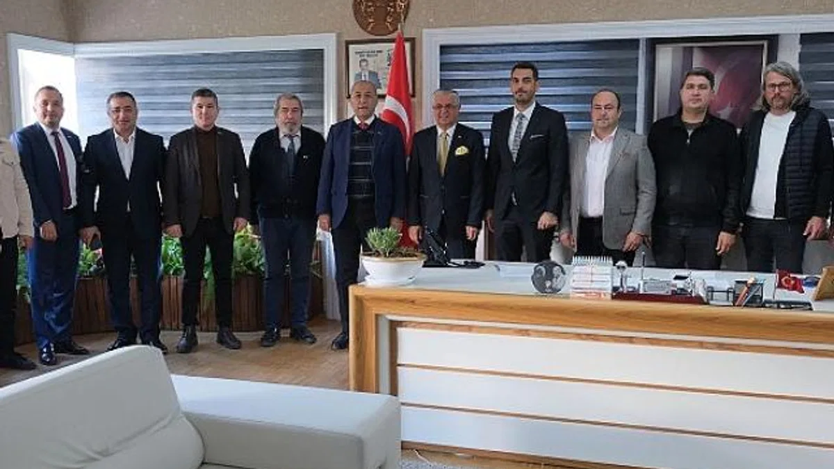 Sönmez’den Başkan Topaloğlu’na ziyaret