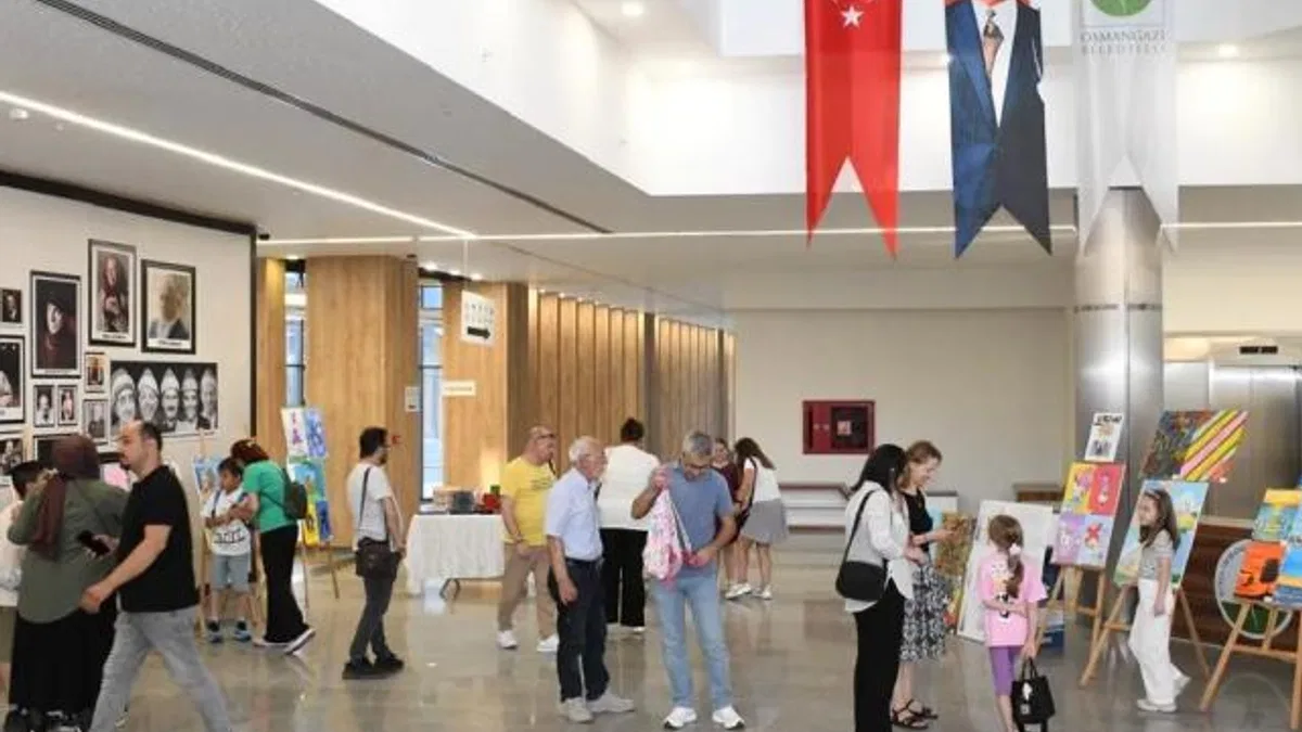 Bursa Osmangazi Yetenek Evi öğrencilerinden yılsonu şöleni