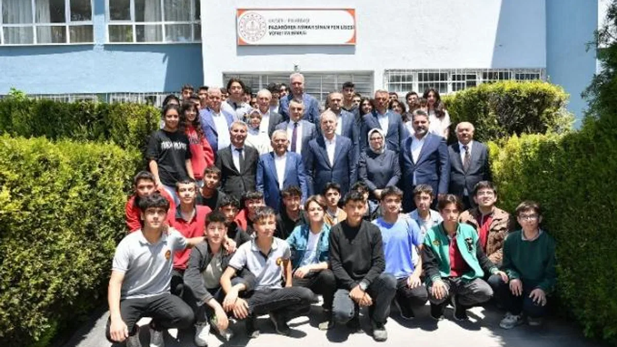 Başkan Büyükkılıç’a Pazarören Fen Lisesi’nden duygulandıran sürpriz