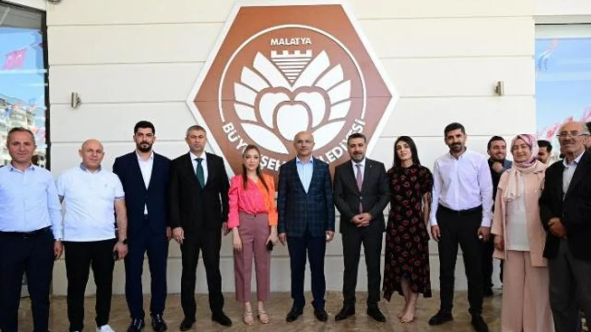 Başkan Er: “AK Parti ailesi olarak dimdik ayaktayız”